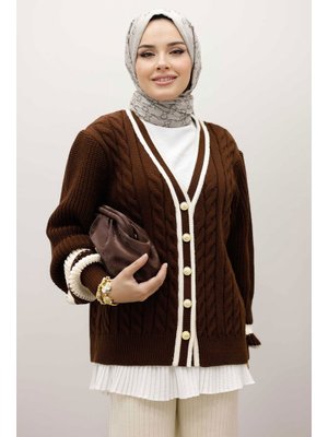 Kahverengi Saç Örgü Desenli Triko Hırka