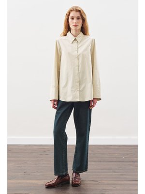 Bej Geniş Manşetli Klasik Gömlek