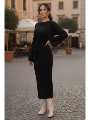 Siyah Baklava Desenli Fileli Triko Elbise