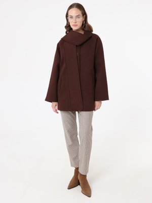 Bordo Atkı Detaylı Kaban