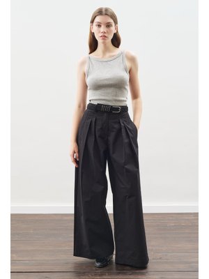 Siyah Geniş Pileli Gabardin Pantolon