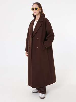 Kruvaze Kapama Detaylı Düşük Omuzlu Uzun Basic Kaban Kahverengi