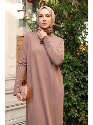 Merserize Yakası Taş Detaylı Fırfırlı Triko Elbise