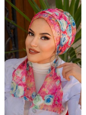 Mavi Çiçek Desenli Atkılı Bone