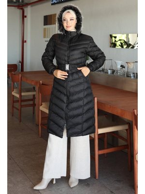 Siyah Kapüşonlu Şişme Mont