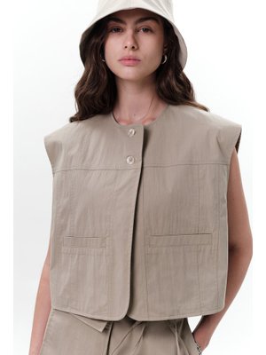 Yeşil Cep Detaylı Kısa Yelek