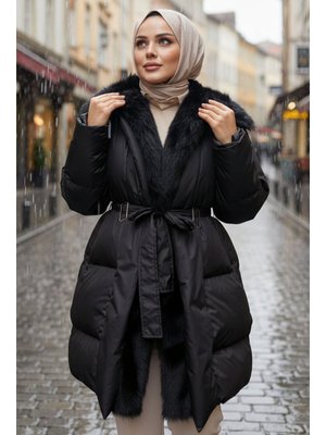 Siyah Kürk Detaylı Kemerli Mont