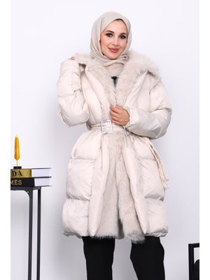 Taş Yaka Kürklü Kemer Detaylı Şişme Mont