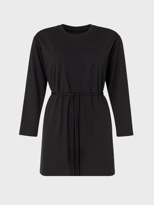 Siyah Kuşak Detaylı Büyük Beden Tunik