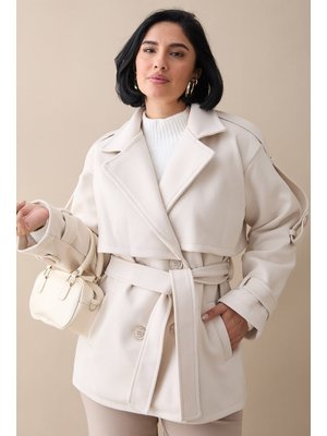 Kolu Apolet Kaşe Beyaz Kısa Kaban