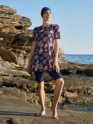 Lacivert Ruko Mayo Çiçek Desenli Yarım Kol Lycra ( Esnek Ve Su İtici ) Kumaş Yarı