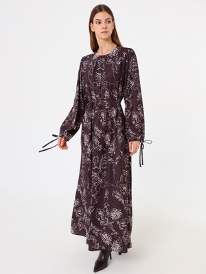 Desenli Kolları Bağcık Detaylı Elbise