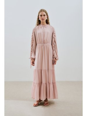 Pudra Uzun Büzgülü Şifon Elbise