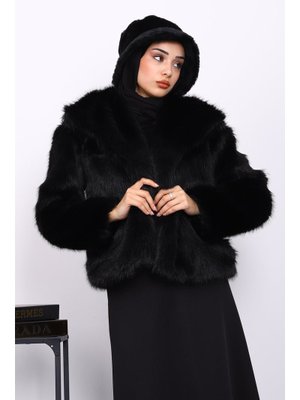 Siyah Astarlı Kısa Kürk Kaban