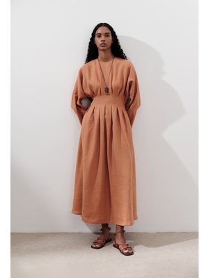 Turuncu Keten Pile Detaylı Elbise