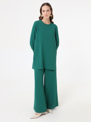 Zümrüt Yeşili Aerobin Basic Tunik & Pantolon İkili Takım