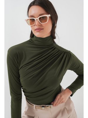 Haki Büzgü Detaylı Sandy Bluz