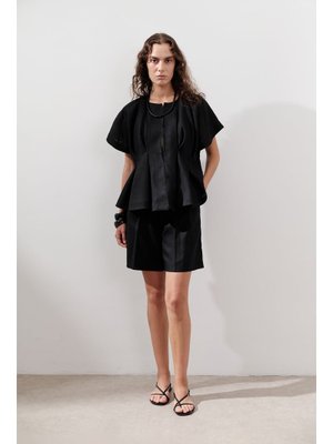 Siyah Keten Pile Detaylı Yelek