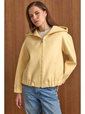 Sarı Kapüşonlu Beli Lastikli Oversize Kısa Kaban
