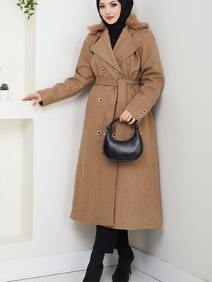 Kürk Detaylı Kruvaze Yaka Kuşaklı Kaşe Kaban