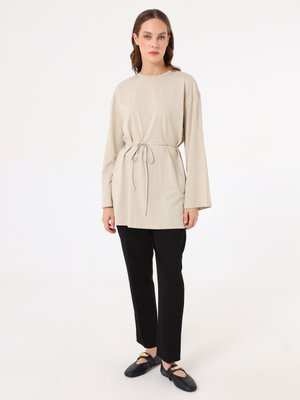 Taş Rengi Belden Bağlamalı Modern Kesim Tunik