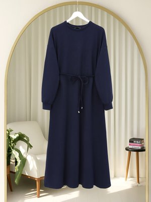 Laci Yuvarlak Yaka Kemerli Uzun Penye Elbise