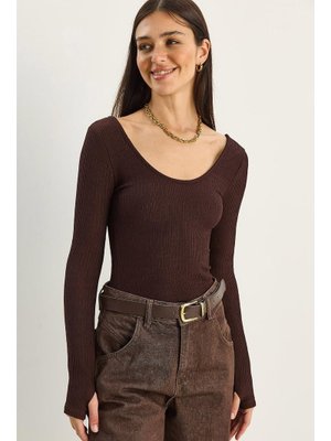 Acı Kahve U Yaka Likralı Basic Bluz