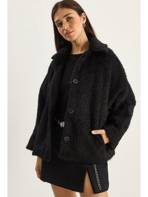 Siyah Yumuşak Dokulu Yaka Cep Detaylı Astarlı Düğmeli Ceket Kaban