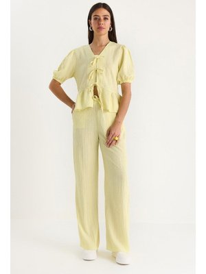 Limon Sarısı Bağlama Detaylı Kolları Lastikli Bluz Pantolon Bürümcük Takım