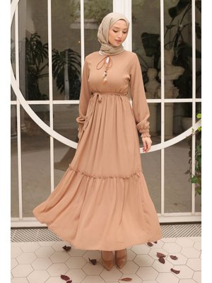 Bisküvi Eteği Katlı Kuşaklı Şifon Elbise
