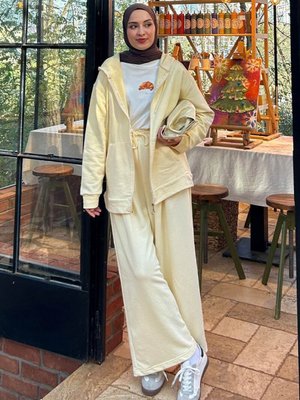 İplik Basic Hırka Tereyağ Sarısı