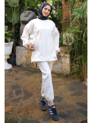 Taş Armalı Tunik Pantolonlu Takım