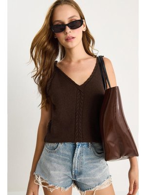 Acı Kahve Örgü Detaylı Triko Bluz
