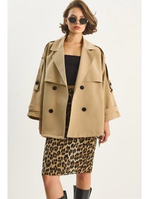 Bej Aller Detaylı Kuşaklı Cepli Astarlı Trençkot