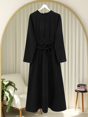 Siyah Beli Drapeli Çift Bağcıklı Selanik Elbise