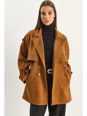 Camel Kruaze Yaka Aller Detaylı Apoletli Kuşaklı Cepli Süet Trençkot