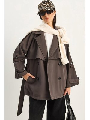 Zeytin Aller Detaylı Kuşaklı Cepli Astarlı Trençkot