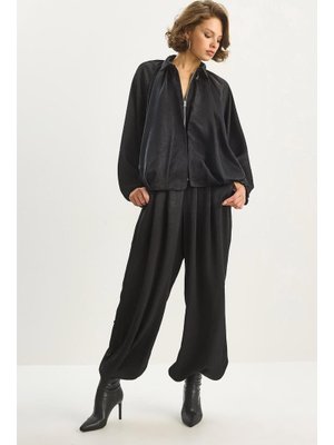 Siyah Polo Yaka Fermuarlı Balon Kol & Etek Ucu Detaylı Saten Alt Üst Takım