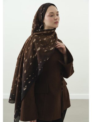 Kahverengi Fawn Desenli Pamuk Viskon Şal