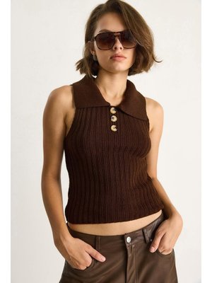 Acı Kahve Yakalı Fitilli Yazlık Triko Bluz