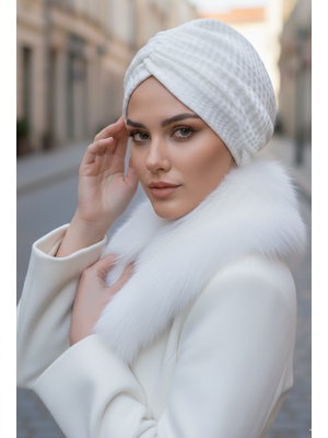 Kırık Beyaz Büzgülü Salaş Bone