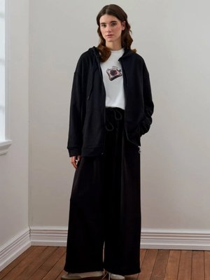 Siyah İplik Uzun Fermuarlı Eşofman Takım