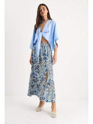 Mavi Çiçek Desenli Beli Lastikli Yırtmaç Detaylı Pamuklu Etek