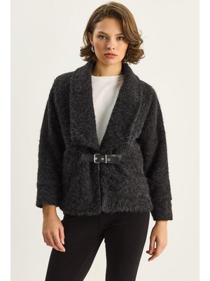 Siyah Kemerli Astarlı Keçe Ceket Kaban