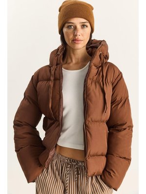 Açık Kahve Kapüşonlu Şişme Mont