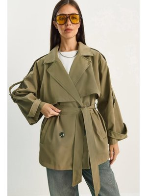 Haki Aller Detaylı Kuşaklı Cepli Astarlı Trençkot