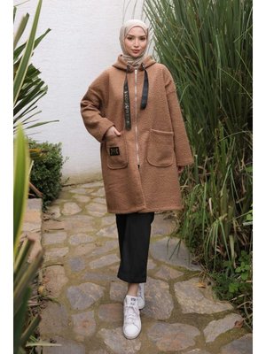 Koyuv Vizon Kapüşonlu Cep Detaylı Buklet Kaban