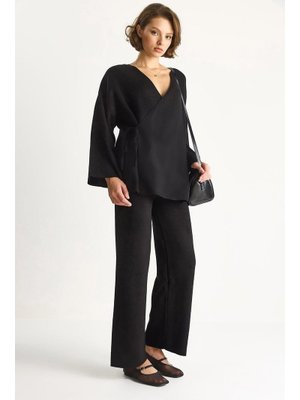 Siyah Kruvaze Triko Bluz & Yüksek Bel Pantolon Takım