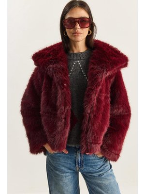 Bordo Yakalı Astarlı Premium Kürk