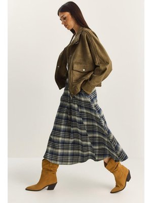 Yeşil Ekose Desenli Cep Detaylı A Kesim Uzun Etek Lacivert
